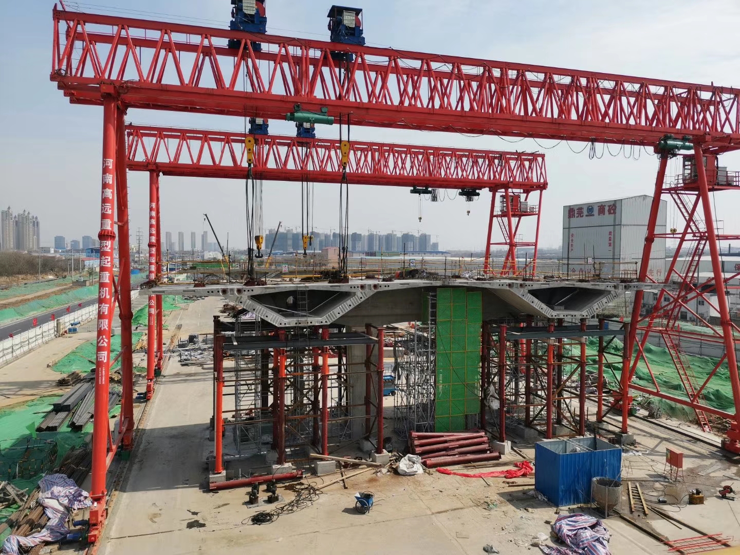 鄭州市政工程集團南四環項目，ME100+100t-57m-20m-2臺，ME100+100t-44m-20m-2臺，